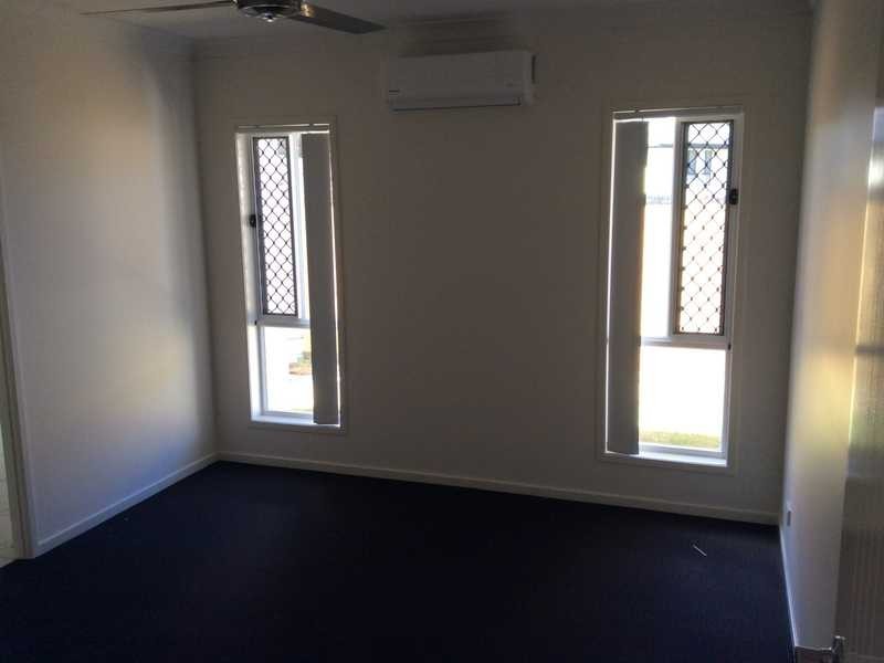 26 Opossum Circuit, Springfield Lakes QLD 4300