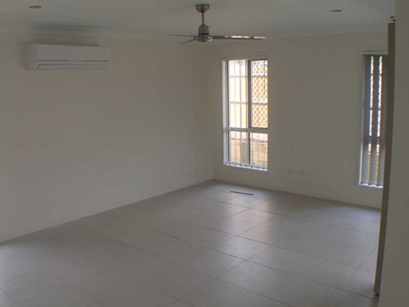 4 Lily Avenue, Coomera QLD 4209