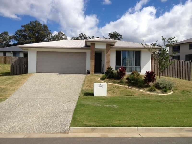7 Riverbreeze Drive, Maudsland QLD 4210