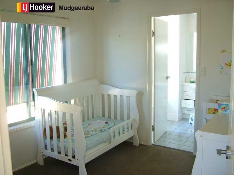 21 Dunedin Close, Merrimac QLD 4226