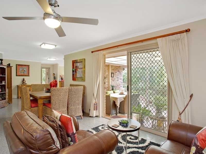 8 Pinehurst Place, Robina QLD 4226