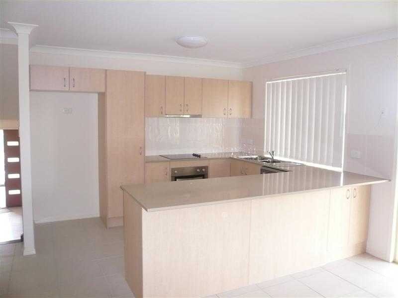 11 Amaray Drive, Upper Coomera QLD 4209