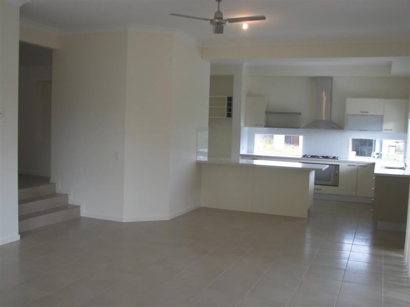 27 Culgoora Crs, Reedy Creek QLD 4227