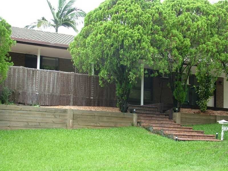 2 Sherwood Close, Mudgeeraba QLD 4213