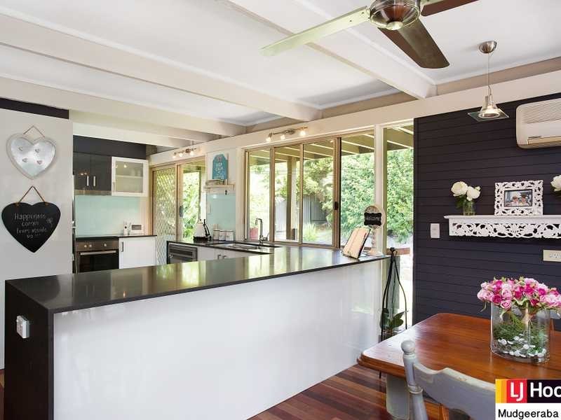 6 Bundgee Court, Mudgeeraba QLD 4213