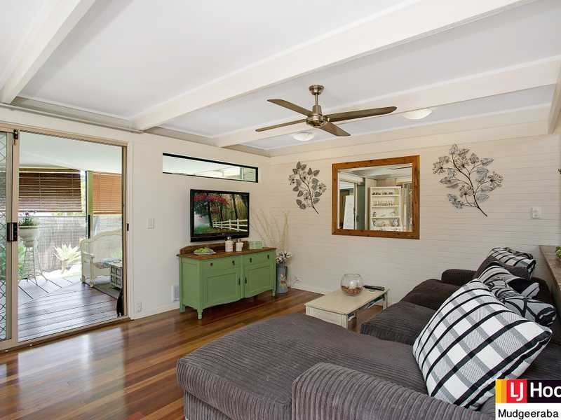 6 Bundgee Court, Mudgeeraba QLD 4213