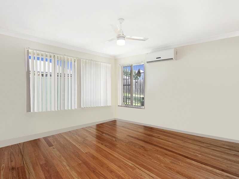 13 Glengarry Lane, Raceview QLD 4305