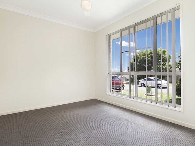 13 Glengarry Lane, Raceview QLD 4305