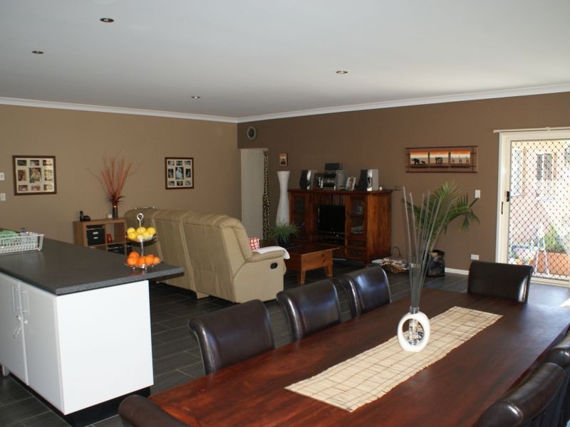12 Creek Flat Road, Mount Nathan QLD 4211