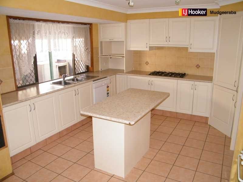 76 Cobai Drive, Mudgeeraba QLD 4213