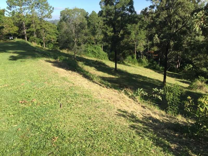 1 Duchess Court, Tallai QLD 4213