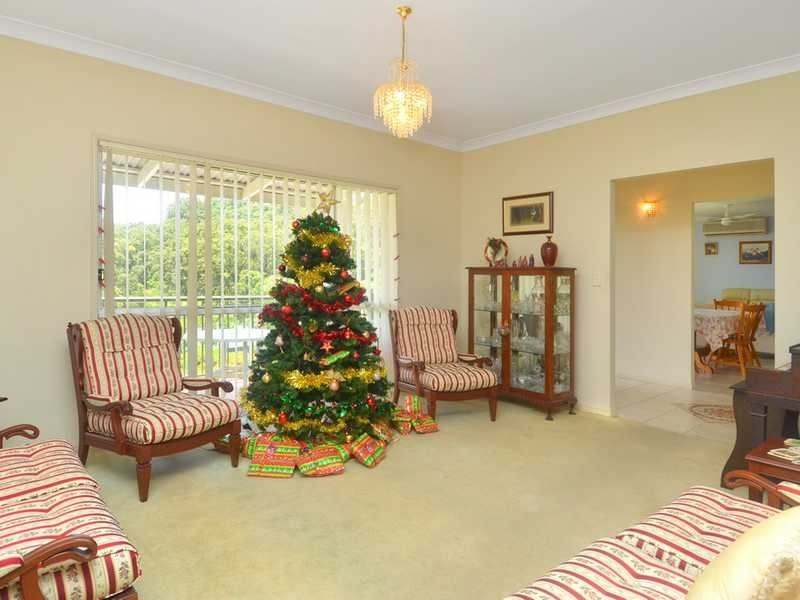 9 Seascape Ct, Tallai QLD 4213