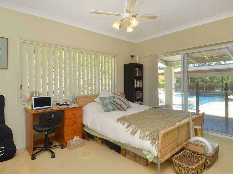 9 Seascape Ct, Tallai QLD 4213