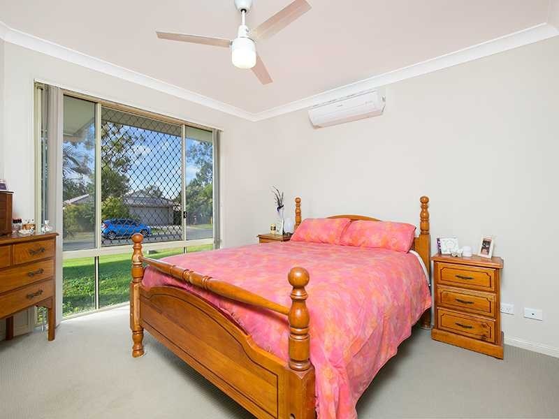 9 Crescendo Place, Crestmead QLD 4132