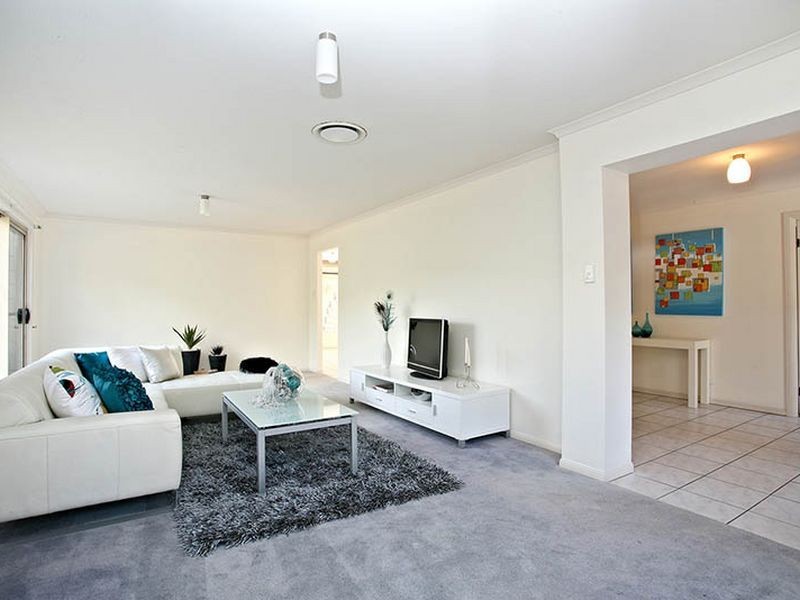 76 Tourmaline Court, Bonogin QLD 4213