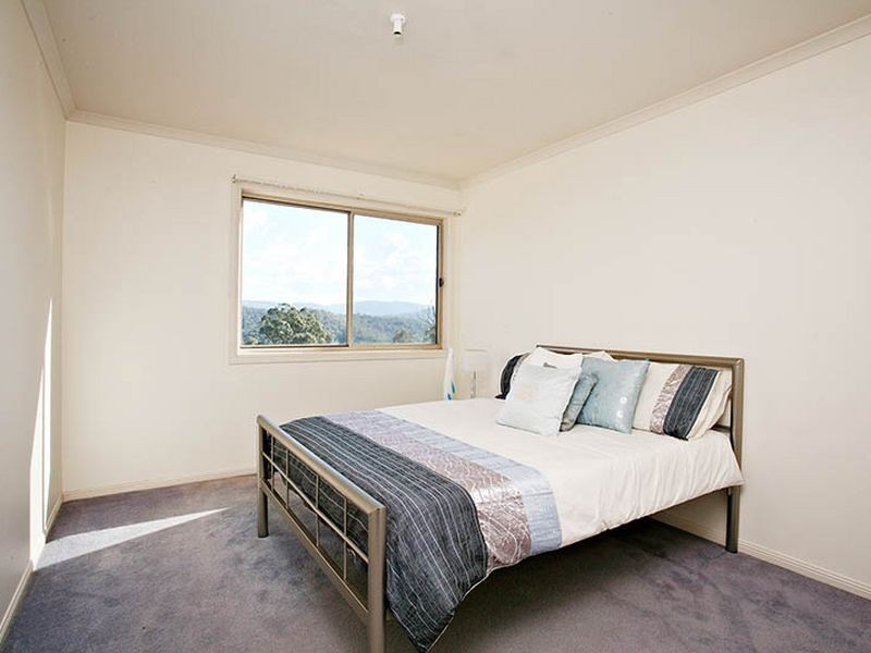 76 Tourmaline Court, Bonogin QLD 4213