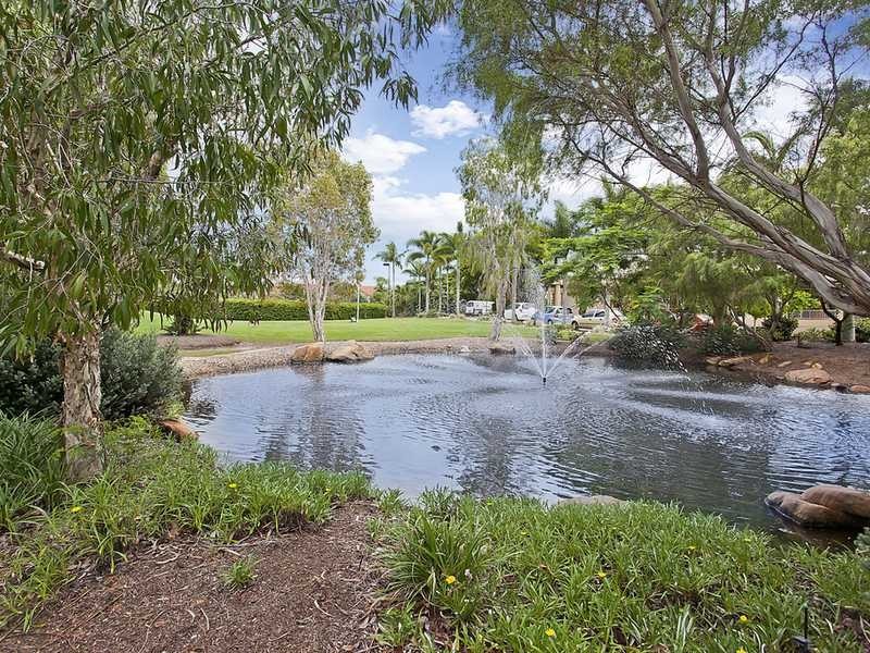 1/125 Santa Cruz Boulevard, Clear Island Waters QLD 4226