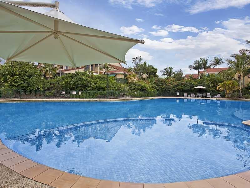 1/125 Santa Cruz Boulevard, Clear Island Waters QLD 4226