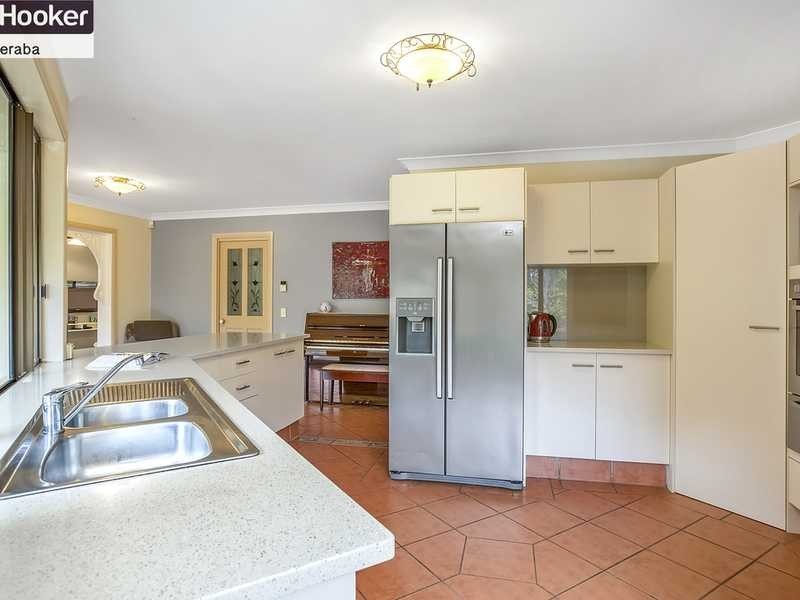 60 Thredbo Drive, Worongary QLD 4213