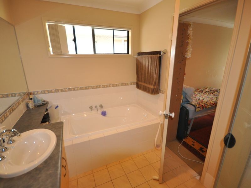 46 Asperia Street, Reedy Creek QLD 4227