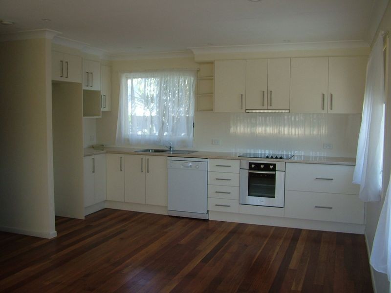 29 Ashgrove Avenue, Runaway Bay QLD 4216