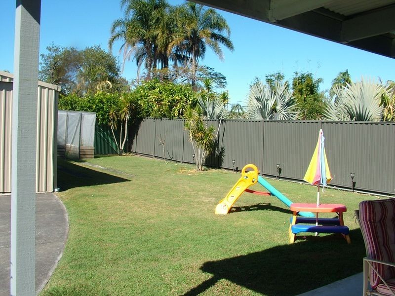 29 Ashgrove Avenue, Runaway Bay QLD 4216