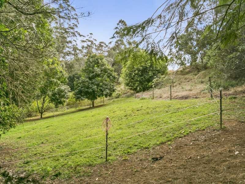 38 Sunray Drive, Bonogin QLD 4213