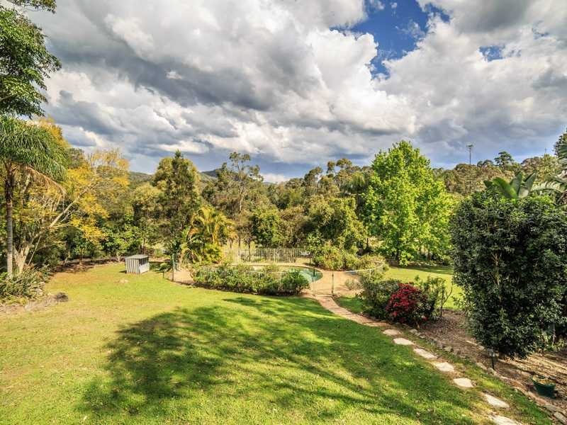 7 Gaw Terrace, Bonogin QLD 4213