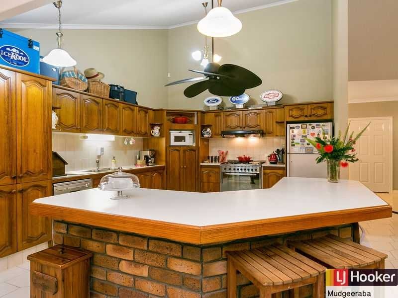 32 Wallaby Drive, Mudgeeraba QLD 4213