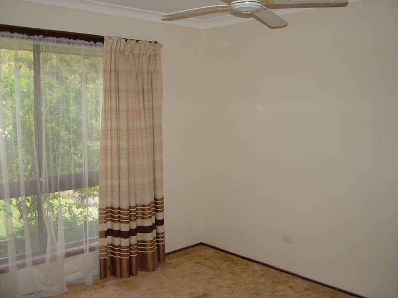 2/51 Darnel street, Elanora QLD 4221