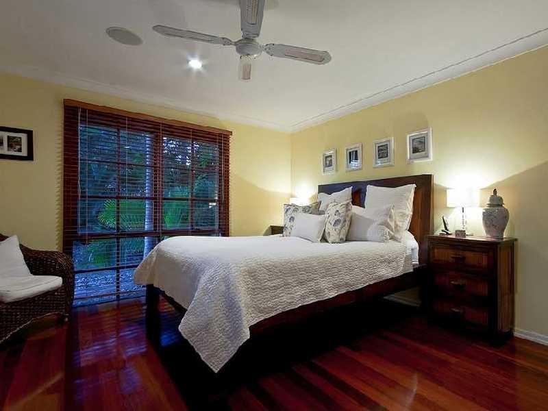 16 Mooralla Street, Tallai QLD 4213