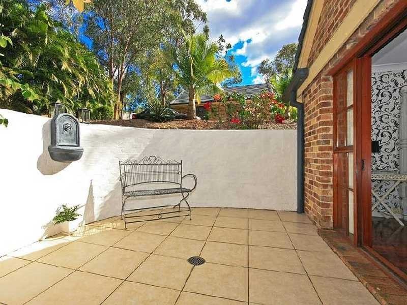 16 Mooralla Street, Tallai QLD 4213