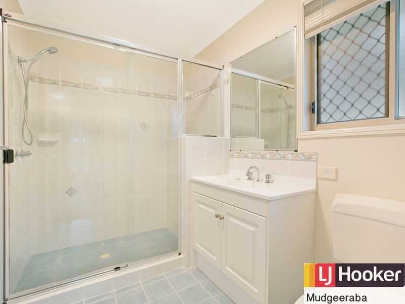 16 Lidgard Street, Thornlands QLD 4164