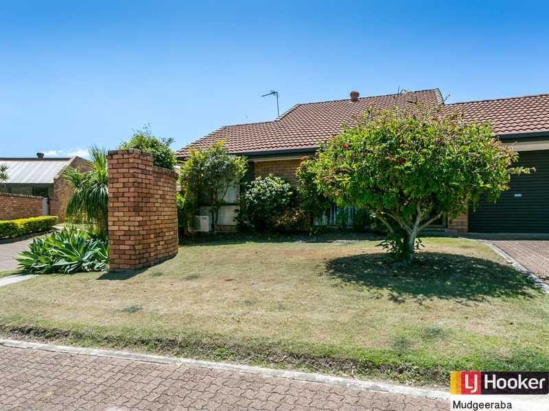 10/172 Barrier Reef Drive, Mermaid Waters QLD 4218