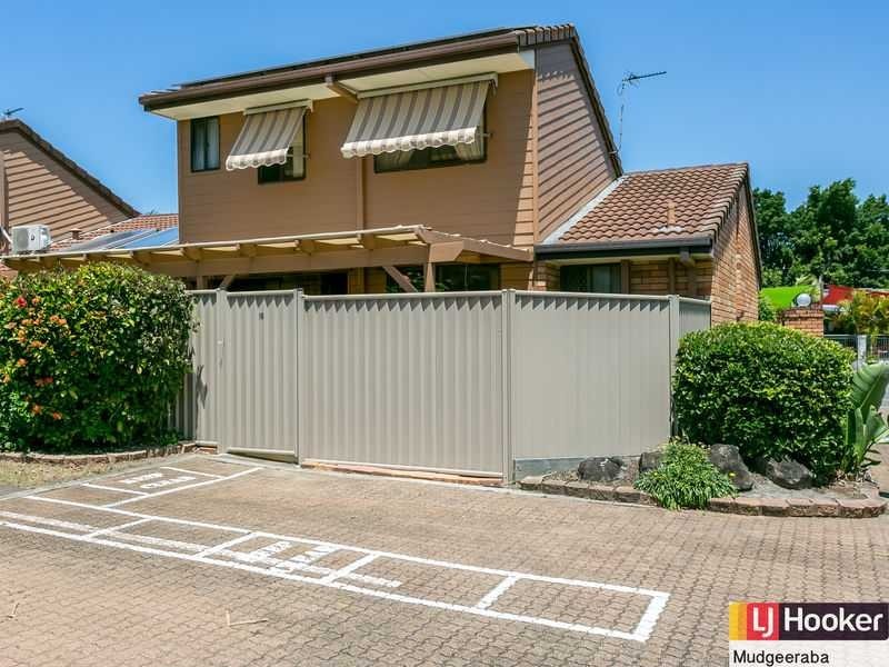 10/172 Barrier Reef Drive, Mermaid Waters QLD 4218