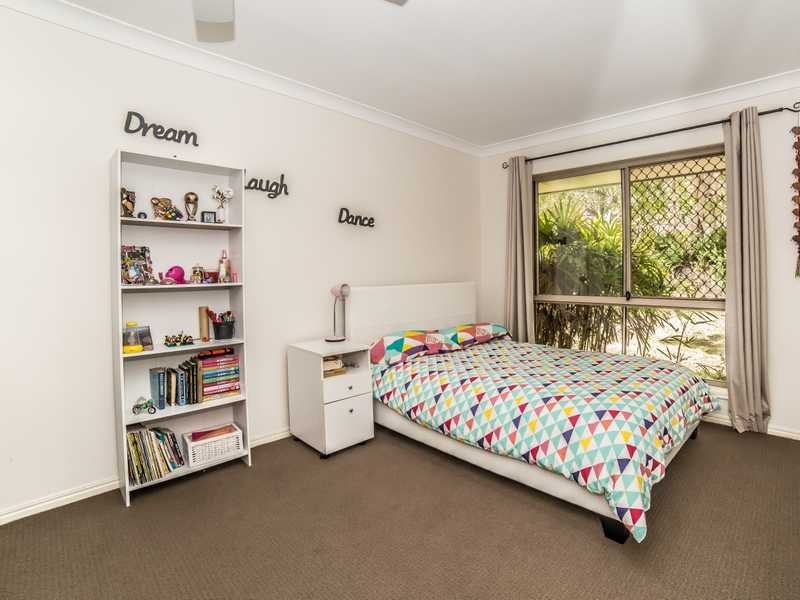 99 Bonogin Road, Bonogin QLD 4213