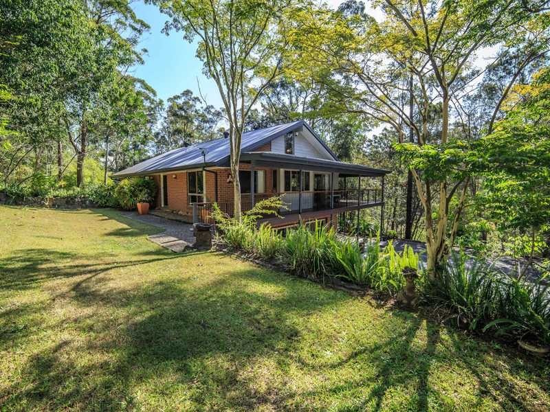 99 Bonogin Road, Bonogin QLD 4213