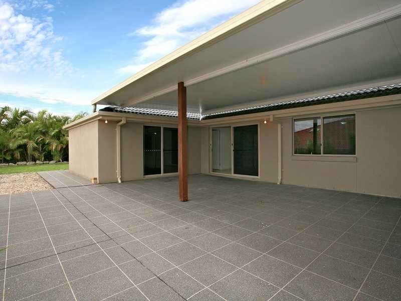 16 Hewson Ct, Mudgeeraba QLD 4213