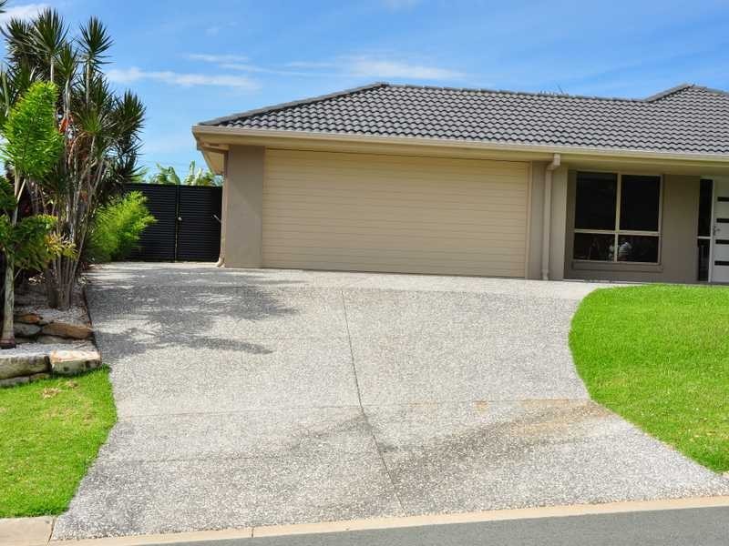 16 Hewson Ct, Mudgeeraba QLD 4213
