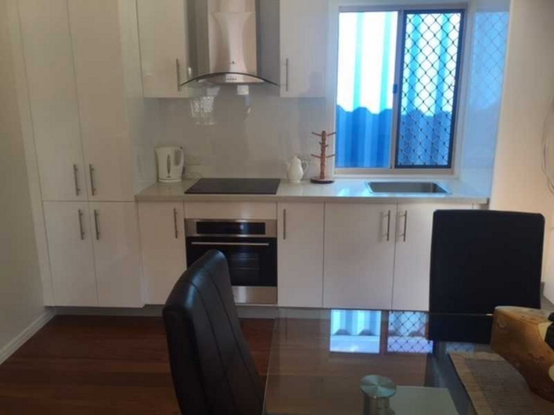 Granny Flat, Mudgeeraba QLD 4213