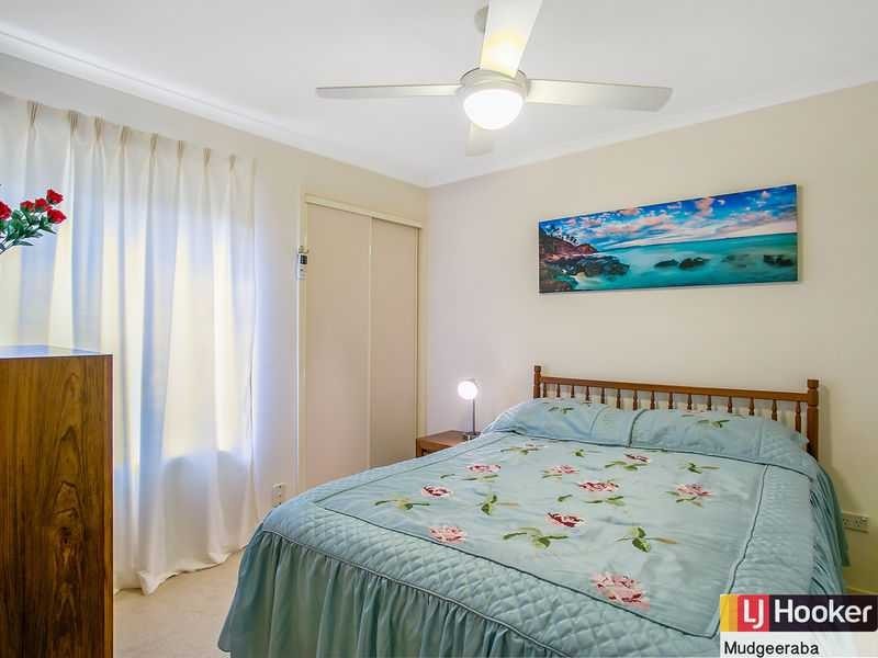 8 Glastonbury Drive, Mudgeeraba QLD 4213