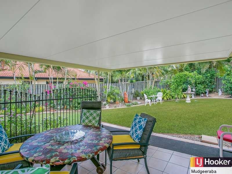 8 Glastonbury Drive, Mudgeeraba QLD 4213