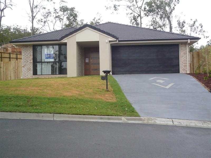 38 Carnarvon Crescent, Waterford QLD 4133