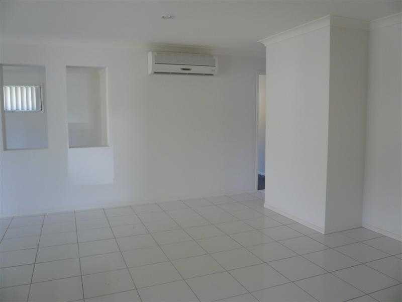 38 Carnarvon Crescent, Waterford QLD 4133