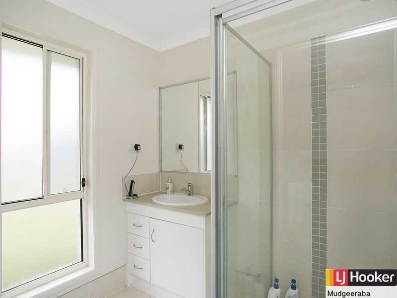 5 Lorrae Place, Ormeau QLD 4208