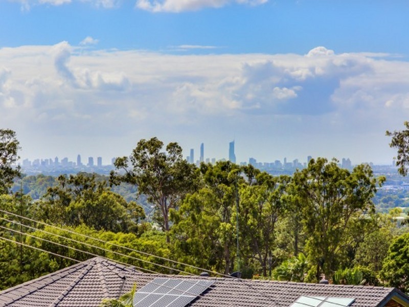 44 Bertana Drive, Mudgeeraba QLD 4213