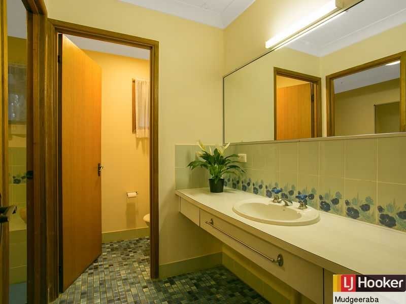 44 Bertana Drive, Mudgeeraba QLD 4213