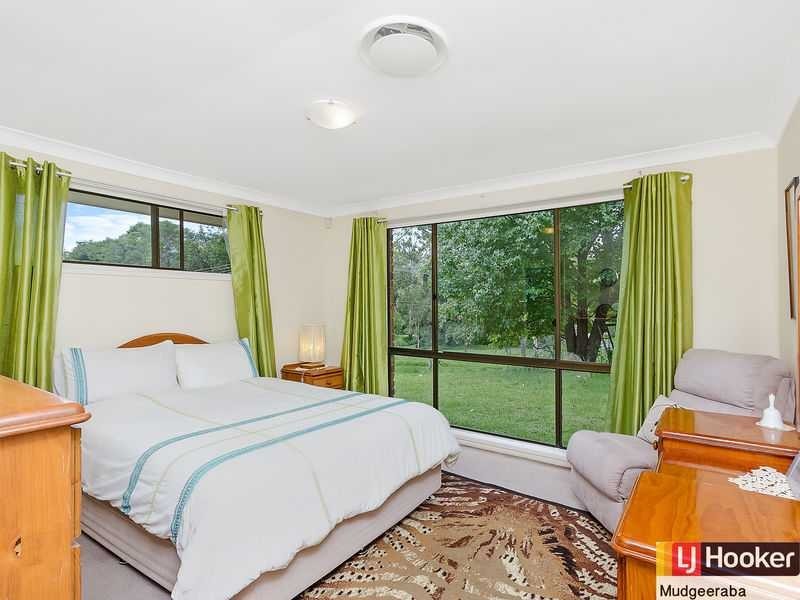 2 Greyjack Court, Worongary QLD 4213