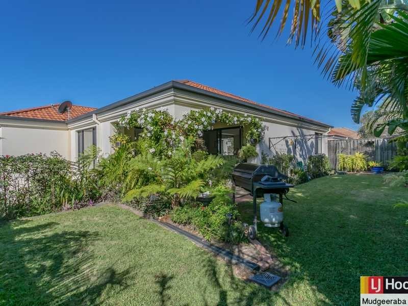 20 Elfin Street, Robina QLD 4226