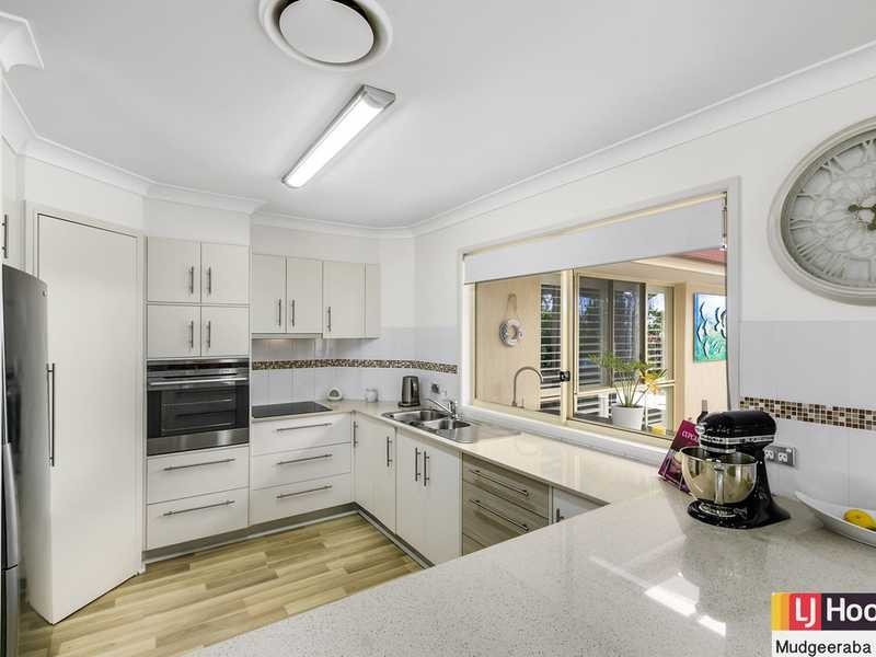10 Wilton Close, Mudgeeraba QLD 4213